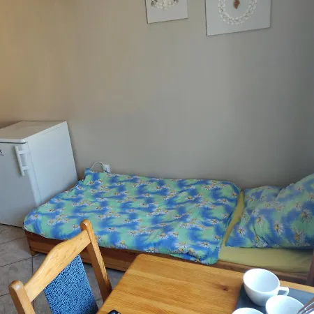 بيت ضيافة Zacisze سيانوزيتي